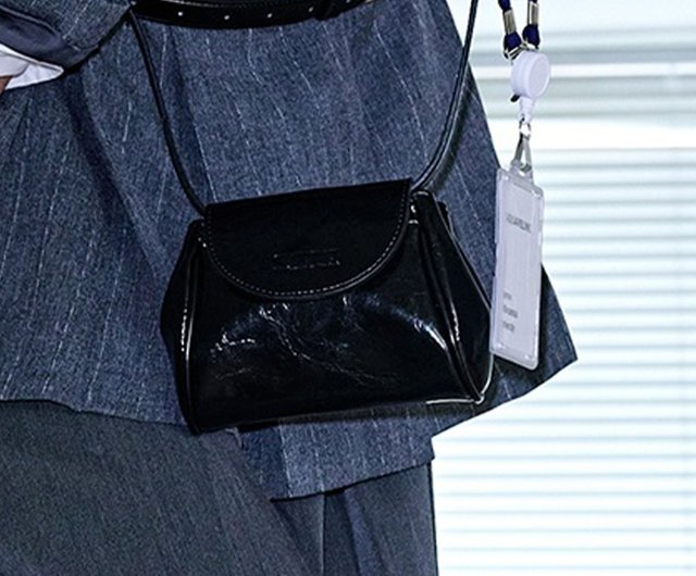 [韓国人気] SQUARE LINE★SYLPH SHOULDER BAG★ショルダーバッグ 韓国人気] SQUARE LINE☆SYLPH SHOULDER BAG☆ショルダーバッグ