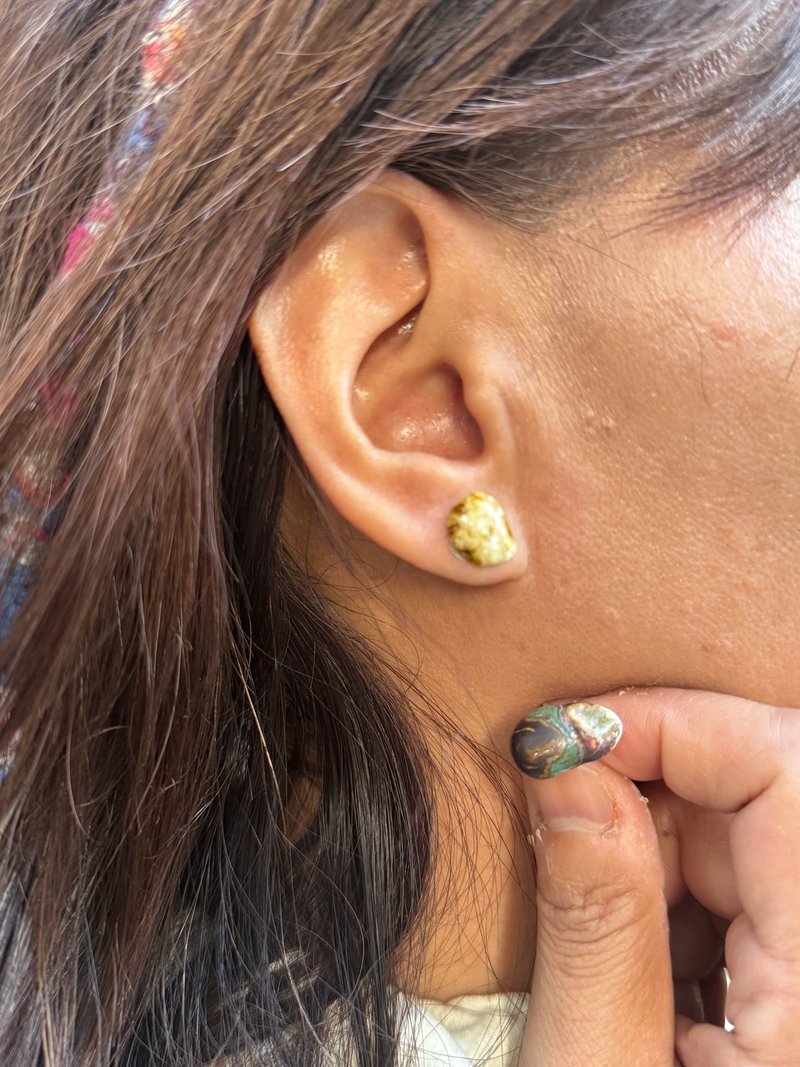 遺珠系列耳環 - 耳環/耳夾/耳骨夾 - 其他材質 多色