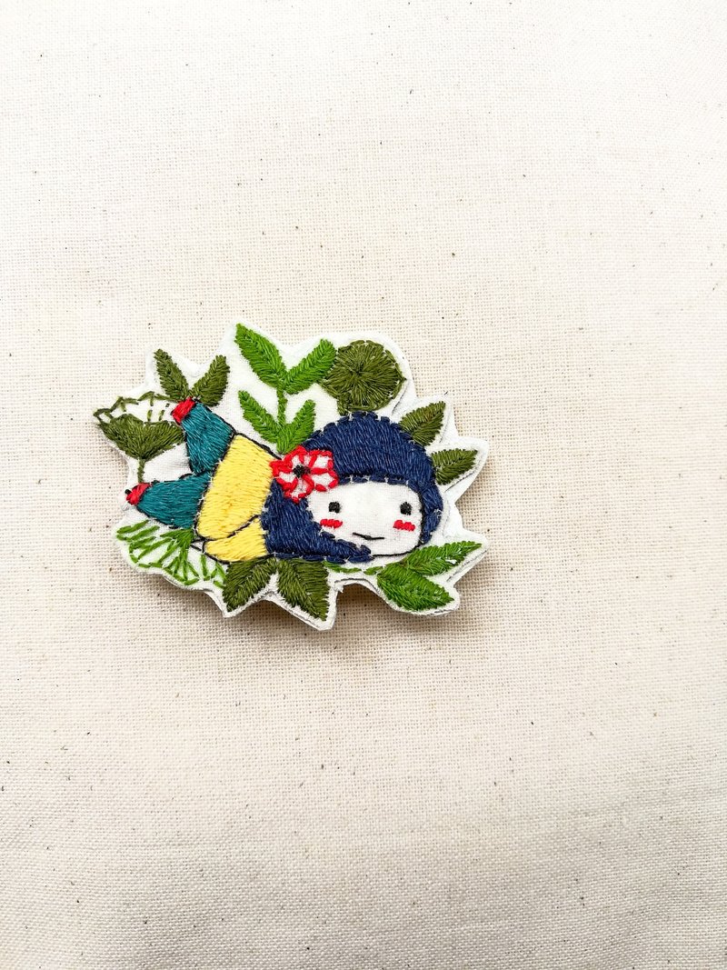 lazy boy  Embroidery Brooch - 胸針 - 繡線 綠色