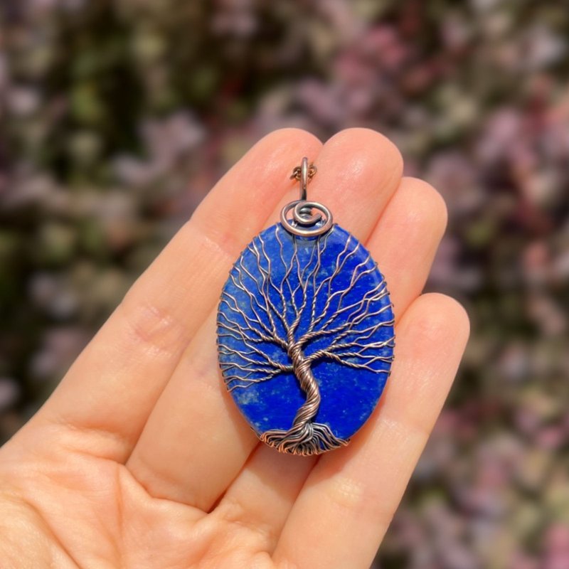 Lapis Lazuli Throat Chakra Necklace, Yoga Healing Jewelry, Tree Of Life Pendant - สร้อยคอ - เครื่องเพชรพลอย สีน้ำเงิน