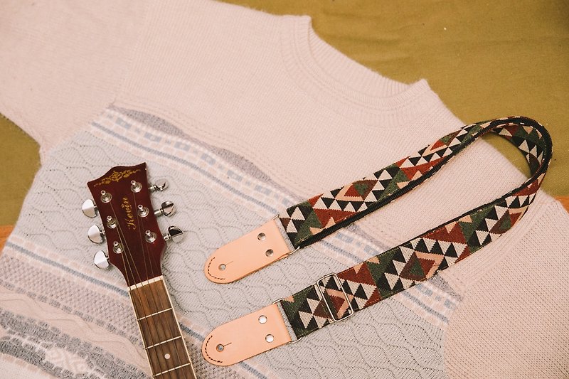 Smile Guitar Strap // Christmas Tree // Guitar strap - Guitar Accessories - Other Materials 