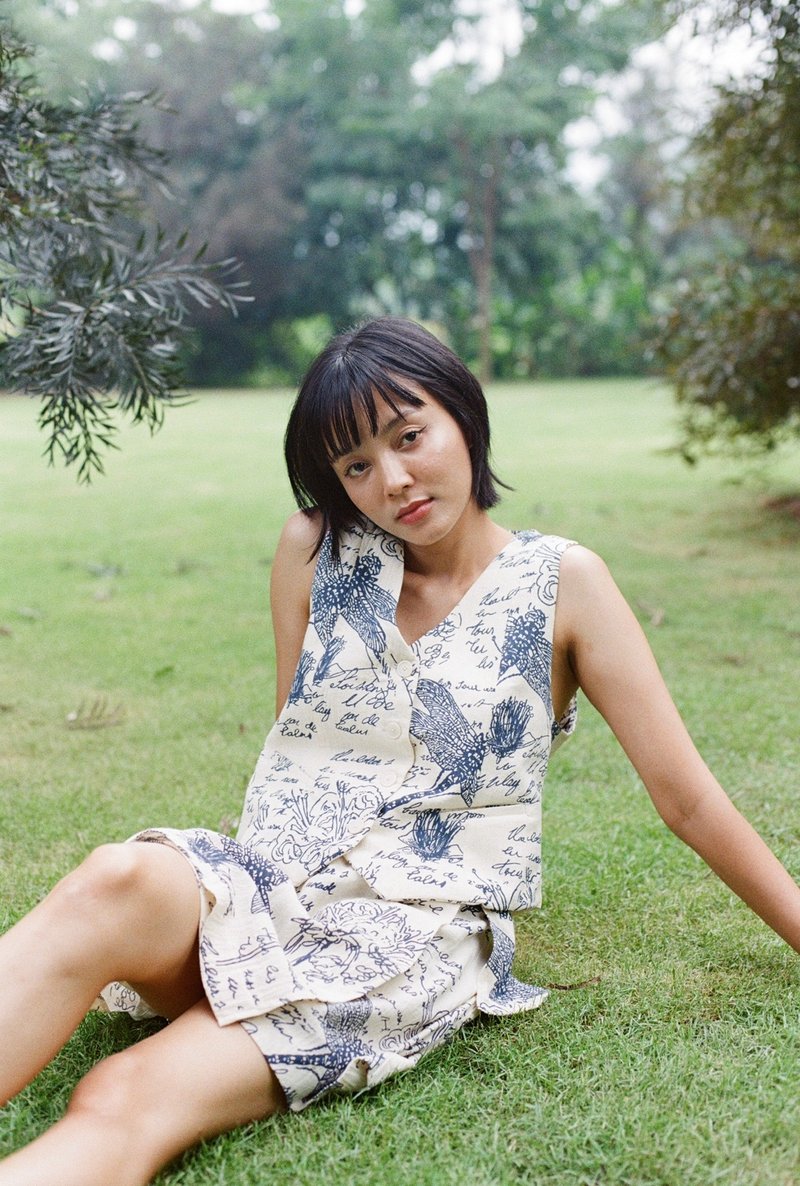 マルマル ドラゴンフライ テーラードベスト - ベスト - コットン・麻 ブルー