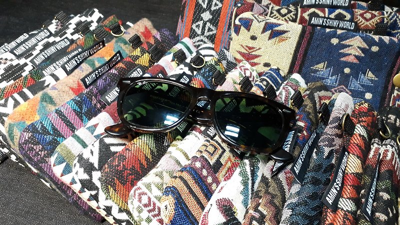 AMIN'S SHINY WORLD hand-made national wind glasses / sunglasses bag - แว่นกันแดด - ผ้าฝ้าย/ผ้าลินิน หลากหลายสี