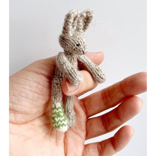 Cute Knit Toy Mr Rabbit Knitting pattern. Funny rabbit. English and Russian PDF.