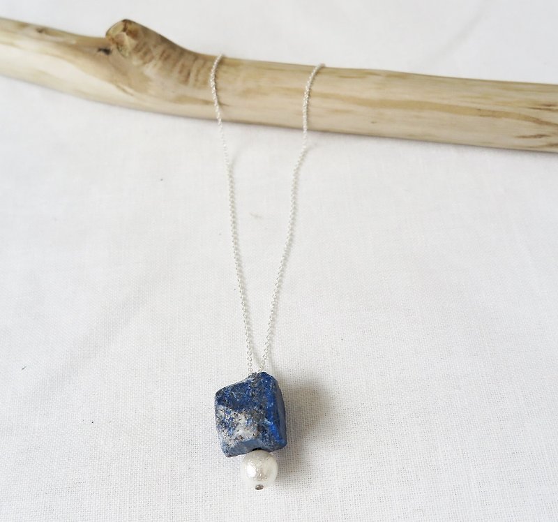 シンプルな模造石ラピスラズリライトブルーコットンビーズシルバー925のネックレス - ネックレス・ロング - 宝石 ブルー