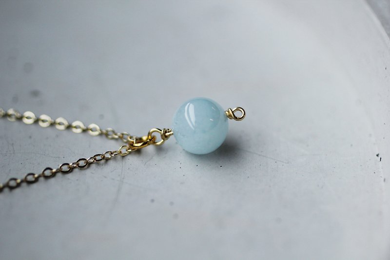 Highland point: aquamarine (10mm) Neckwear*baby blue* - Necklaces - Gemstone Blue