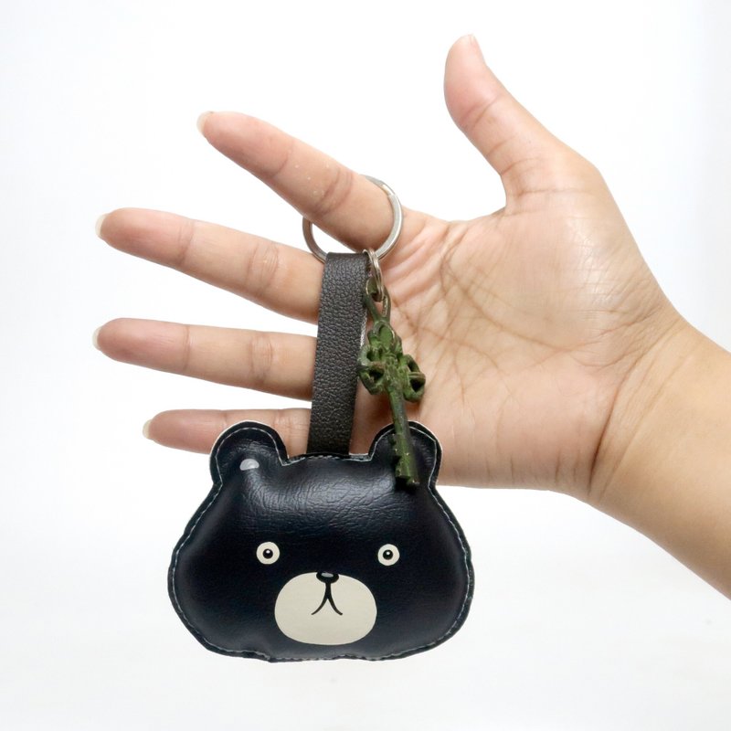 Black Bear keychain, gift for animal lovers add charm to your bag. - 吊飾/掛飾 - 人造皮革 黑色