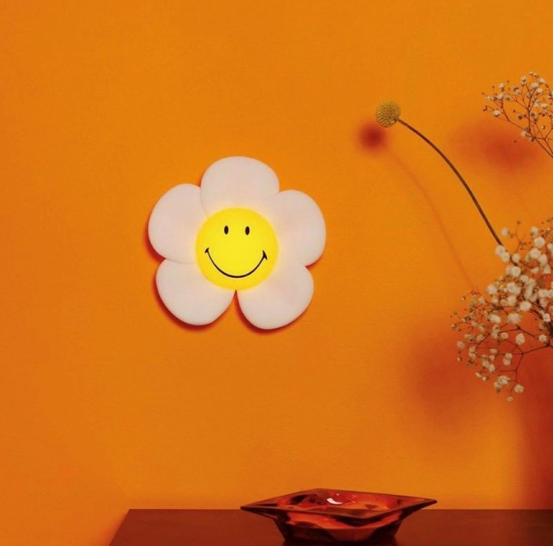 [Christmas Gift] Smiley Daisy Day Light Smile Daisy Wall Lamp Night Light - โคมไฟ - ซิลิคอน 