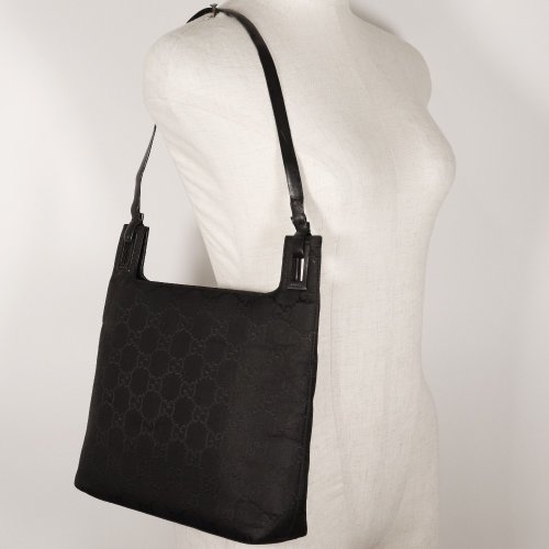 GUCCI　グッチGGナイロンワンショルダーバッグ 楽天市場】【新品未使用品】【バッグ】GUCCI グッチ GGナイロン