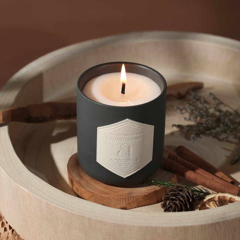 adorable Erli sandalwood handmade scented candle 235g natural Wax original formula - เทียน/เชิงเทียน - ขี้ผึ้ง 