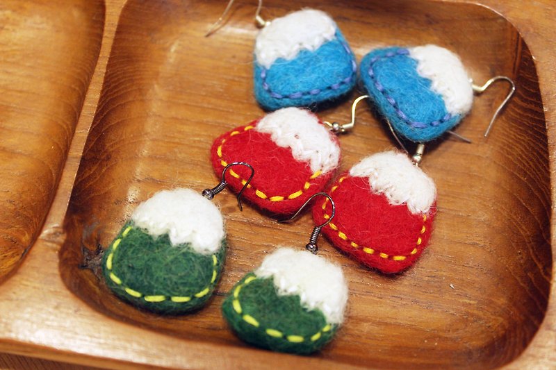 ☼One Line Work Fuji handmade earrings ☼ (tricolor) - ต่างหู - ขนแกะ หลากหลายสี