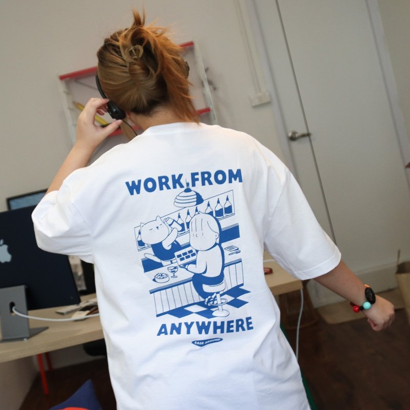 T-SHIRT - WORK FROM ANYWHERE CLUB - เสื้อยืดผู้หญิง - ผ้าฝ้าย/ผ้าลินิน สีน้ำเงิน