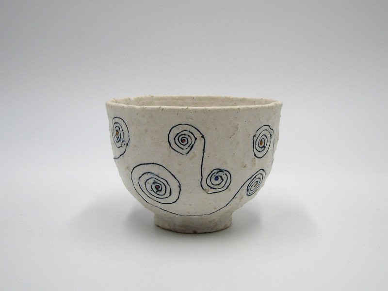 Round and round teacup - Cups - Pottery White