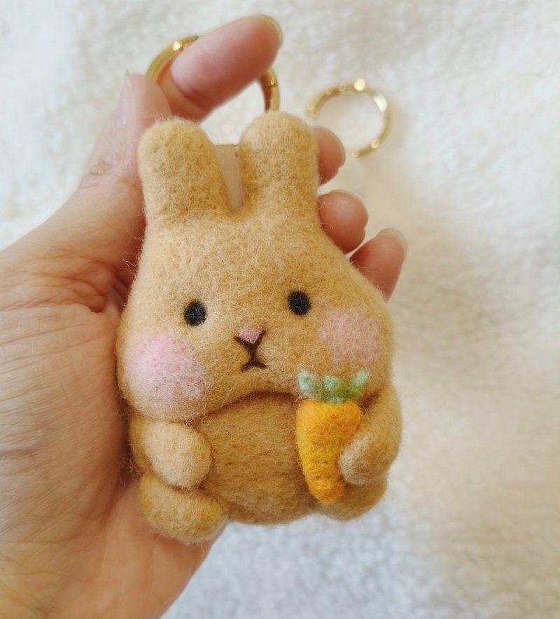 Little Rabbit-Wool Felt Bag Charm/Keychain Customized - Keychains - Wool White