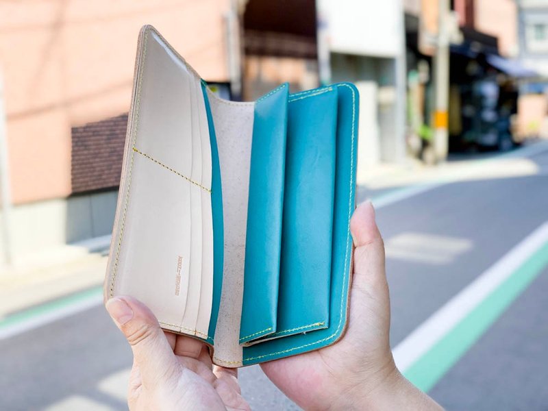 LONG　グレーとターコイズの天気空　ロングフラット長財布　ふっくら小銭入れ　LFW-HTTWT-Y - 錢包/皮夾/長短夾 - 真皮 藍色