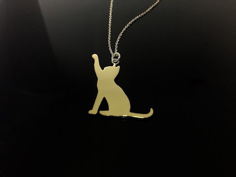 [AJEOSSI手DIY]××カスタム<イエロー>ブロンズはレッド×Qiaozi /猫のネックレス - ネックレス - 銅・真鍮 ゴールド