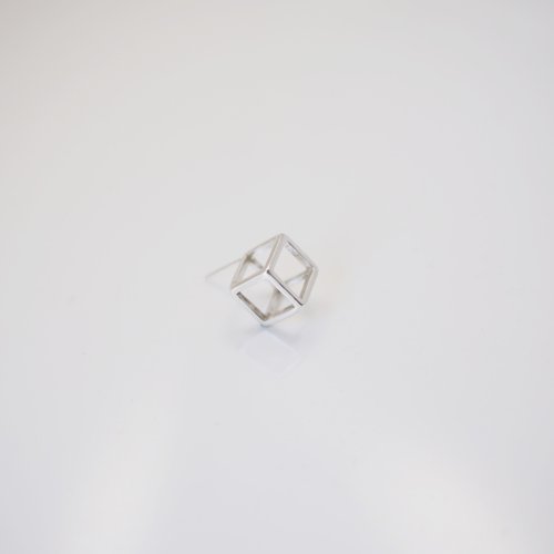 Aliko Chen Jewelry 方塊關係簡約純銀耳環(耳針)