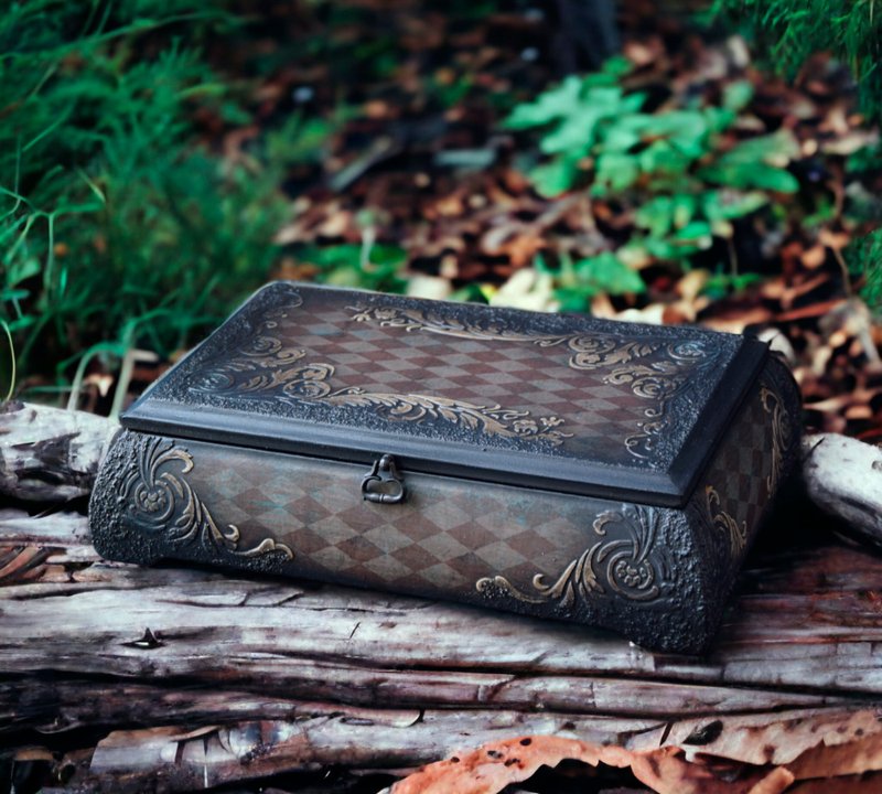 Gift for Him Wooden Watch Box Goth Decor Personalized Custom watch box - 居家收納/收納盒/儲物盒 - 木頭 多色
