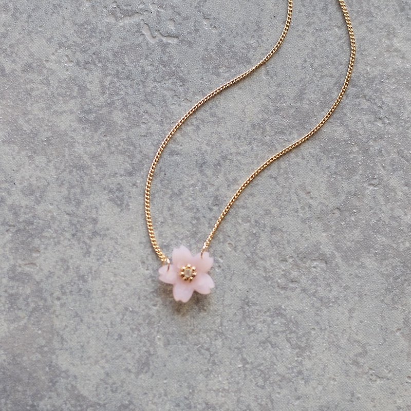 cherry blossom necklace - สร้อยคอ - ดินเหนียว สึชมพู