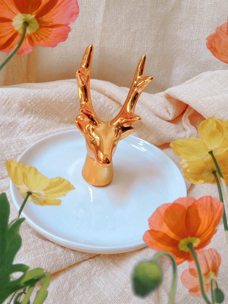金星鹿角陶瓷小圓盤 花盤 首飾 甜點 蠟燭盤 have a happy day - 擺飾/家飾品 - 陶 多色