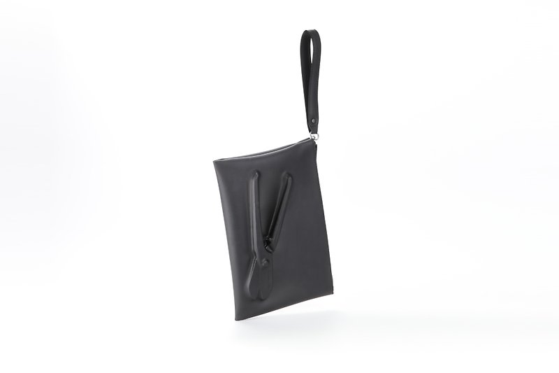 POMCH-VF MATTE Industrial Scissors Three-dimensional Pattern Clutch (M) - กระเป๋าคลัทช์ - พลาสติก สีดำ