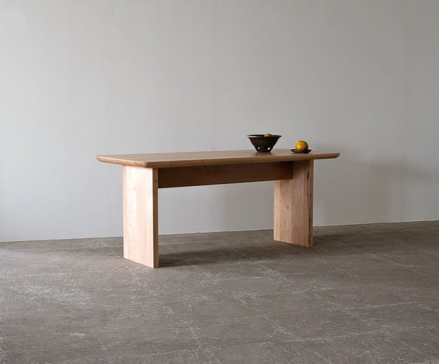 展示品　メープル無垢材　ダイニングテーブル　アイアン　机　デスク　モダン 展示品 メープル無垢材 ダイニングテーブル アイアン 机 デスク モダン