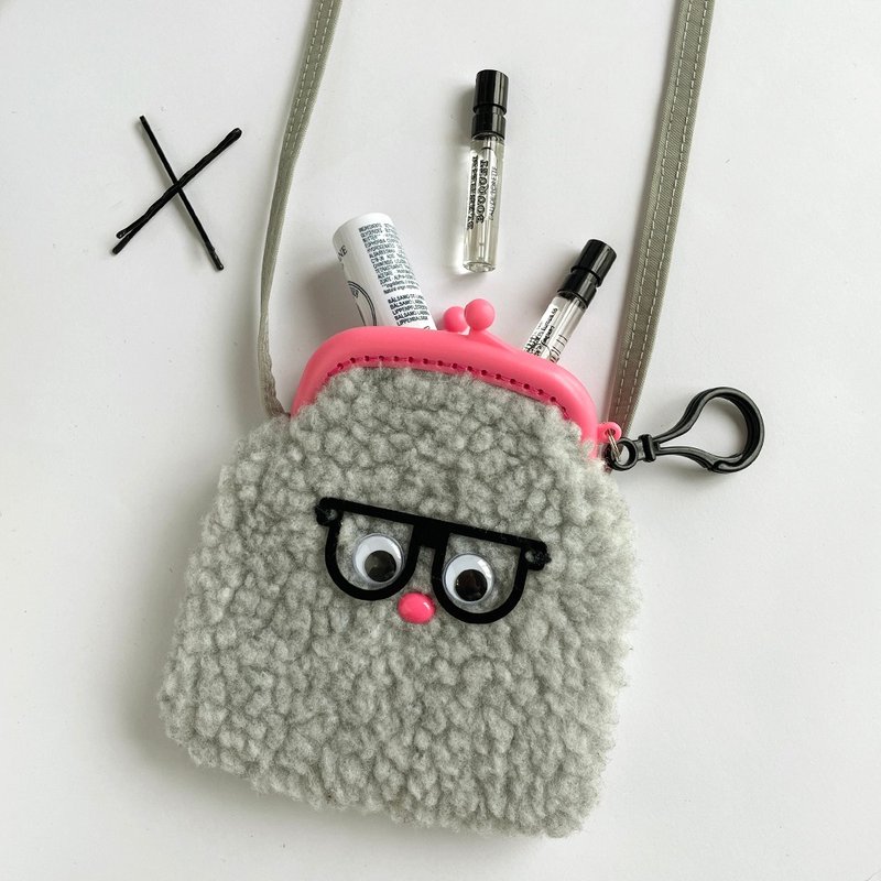 Little Clever Furry Elf Colorful Plastic Mini Crossbody Bag/Small Waste Bag/Coin Purse - กระเป๋าใส่เหรียญ - วัสดุอื่นๆ สีเหลือง