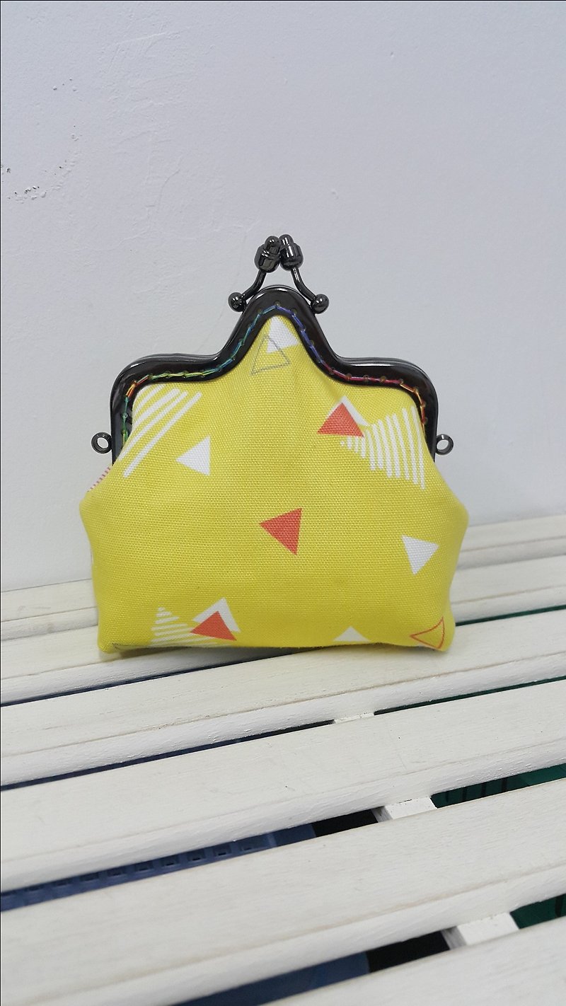 Small triangle coin purse / crown mouth gold package [CB170719] - Coin Purses - Cotton & Hemp Multicolor