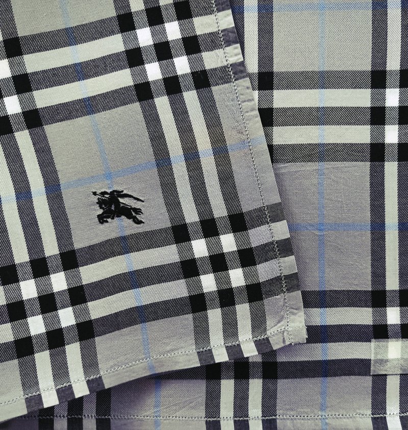 ผ้าเช็ดหน้า Burberry Vintage Handkerchief ลายตารางสีเทา 博柏利 - ผ้าเช็ดหน้า - ผ้าฝ้าย/ผ้าลินิน 