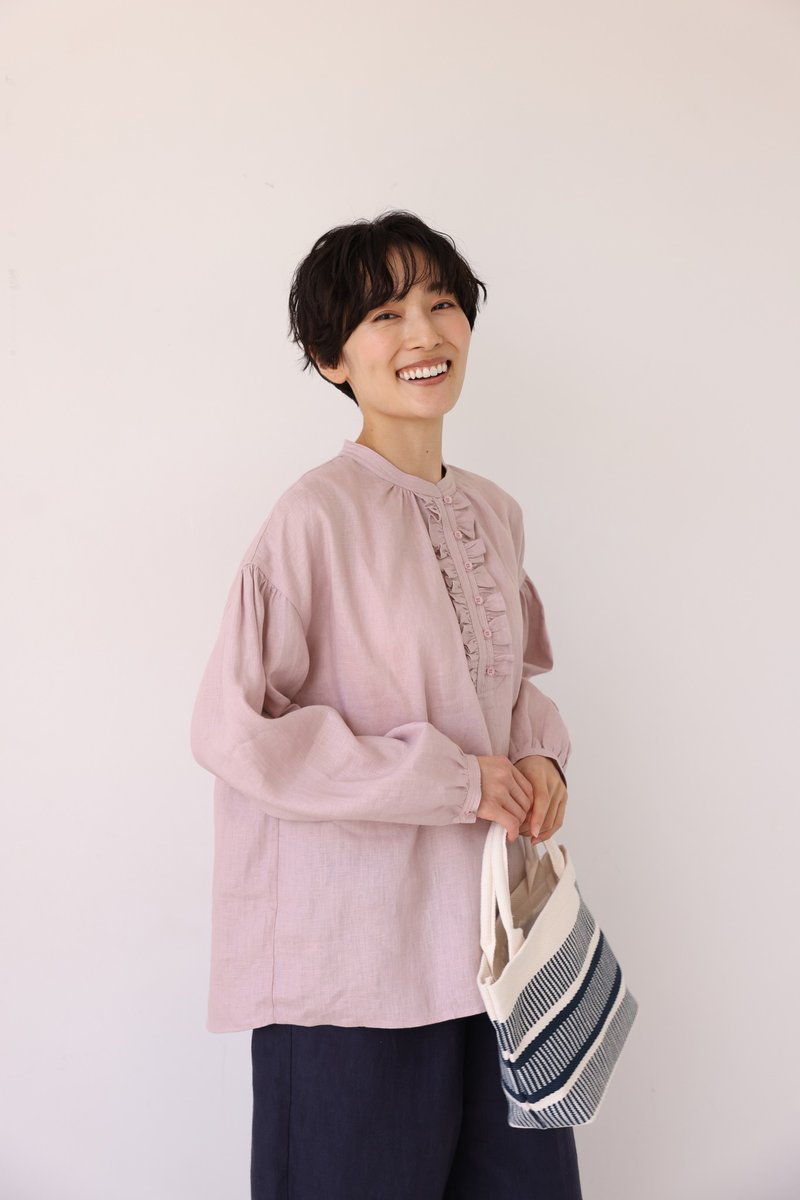 フロントフリルが可愛い フランチリネン100%　シャツブラウス　薄藤色　250913-3 - 女上衣/長袖上衣 - 棉．麻 粉紅色