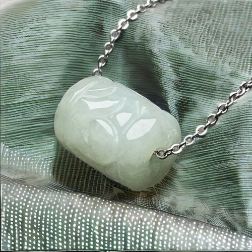 瓔珞珠寶盒 E.L.Jewelry Box 冰糯綠翡翠雕花路路通項鍊 | 天然緬甸玉翡翠A貨