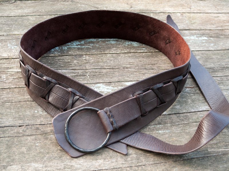 Viking Leather Belt (inspired Ragnar Lothbrok) / custom size / LARP equipment - 皮帶/腰帶 - 真皮 咖啡色