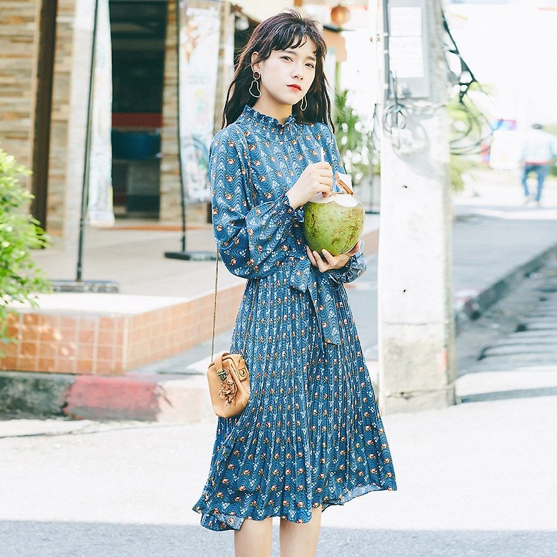 2019 spring women's new floral dress dress LXJ-6583 - One Piece Dresses - Polyester Blue