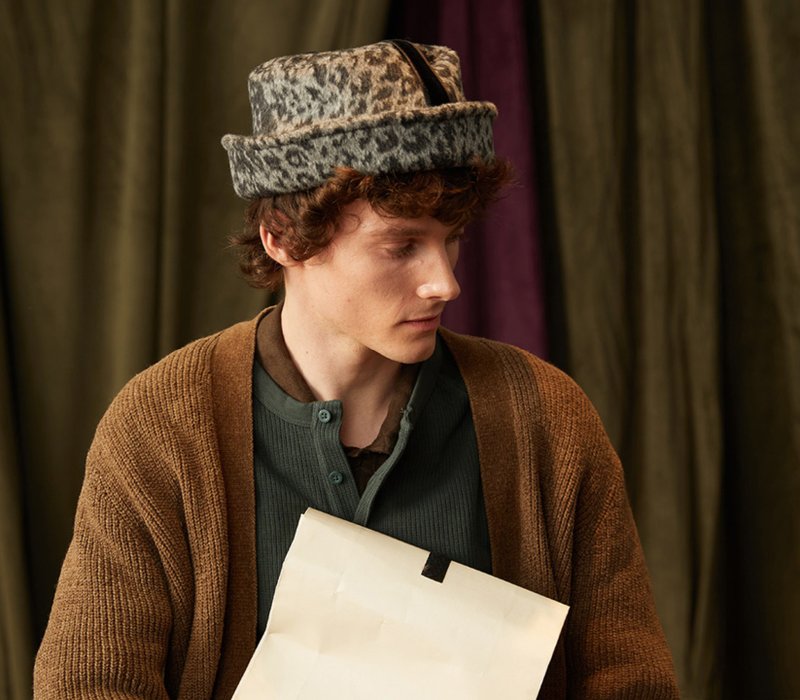 [Limited Edition] Deep Jungle Retro Minimalist Hat with Leopard Print Rolled Brim and Plush Ribbon Detail - Hats & Caps - Wool Multicolor