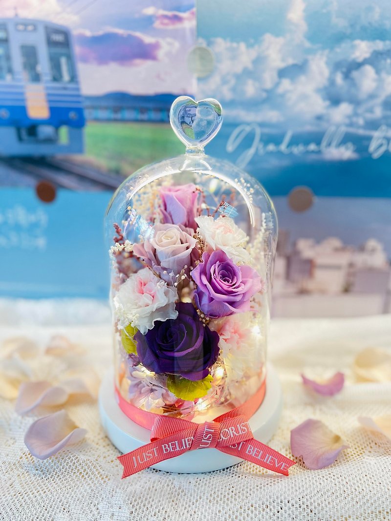 Preserved carnation and rose glass dome with light  Romantic Purple - ช่อดอกไม้แห้ง - พืช/ดอกไม้ สีม่วง