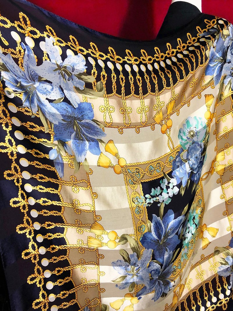 Time vintage / La Fenice textured lily antique shawl scarves - ผ้าพันคอถัก - ผ้าไหม หลากหลายสี