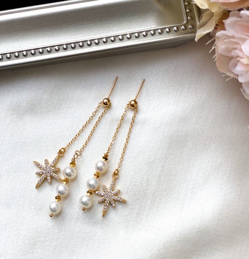 RURI | 14k Gold Plated Soft Chain Sparkling Stone Polaris Freshwater Pearl Earrings - ต่างหู - ไข่มุก สีทอง