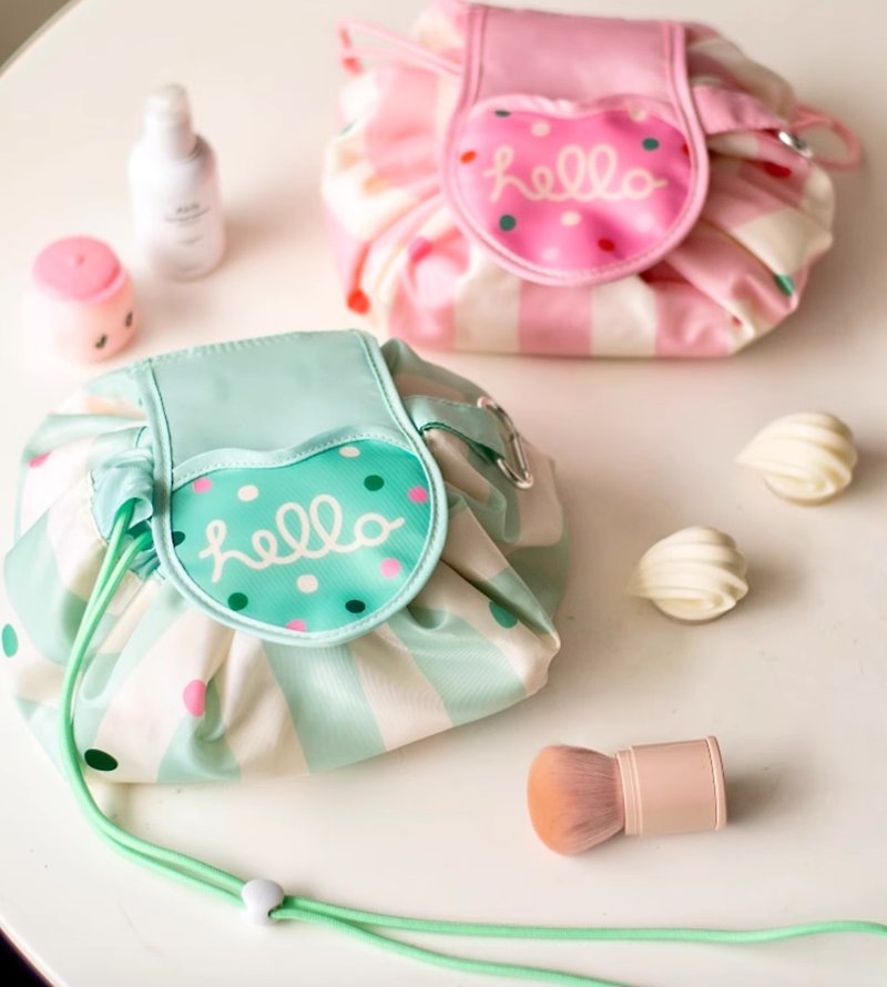 Heart Polka Dot Large Capacity Portable Cosmetic Bag - กระเป๋าเครื่องสำอาง - วัสดุอื่นๆ สึชมพู