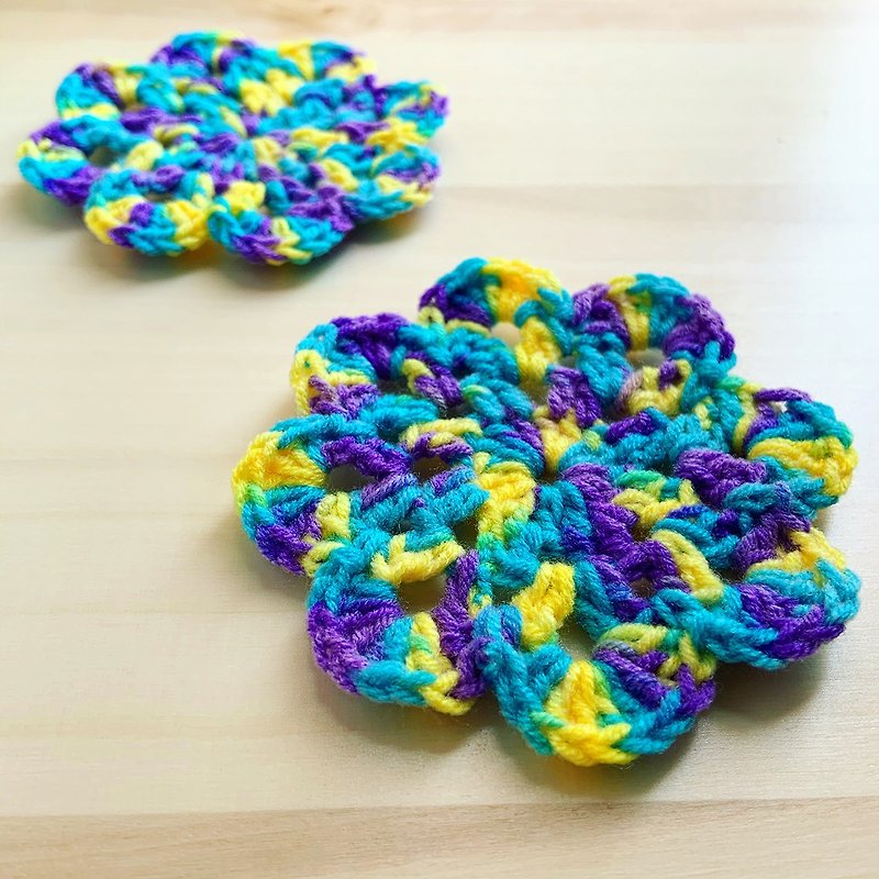 Set of 2 Handmade flower shape Coasters / Bluish Violet - Coasters - Cotton & Hemp Blue