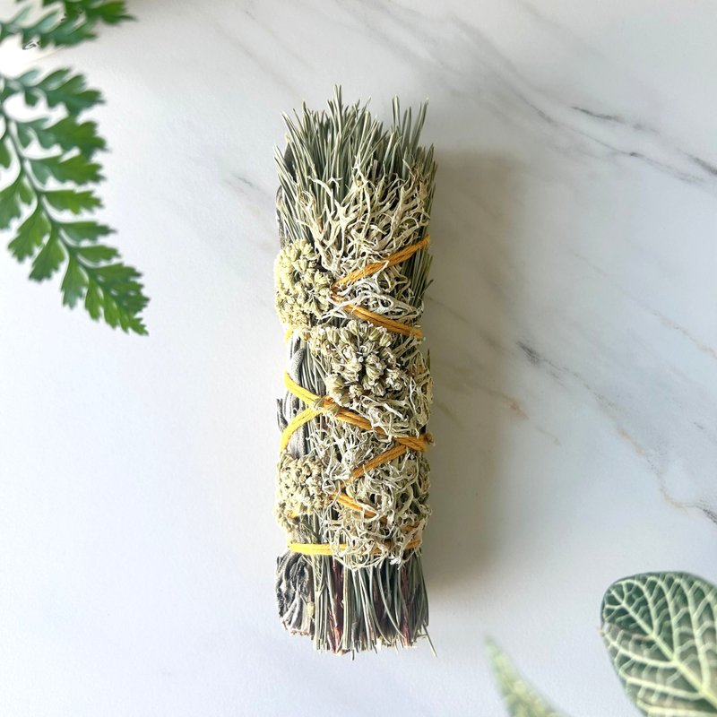 French Totem Nature organic purifying incense-Wolf Bouquet - Fragrances - Plants & Flowers 