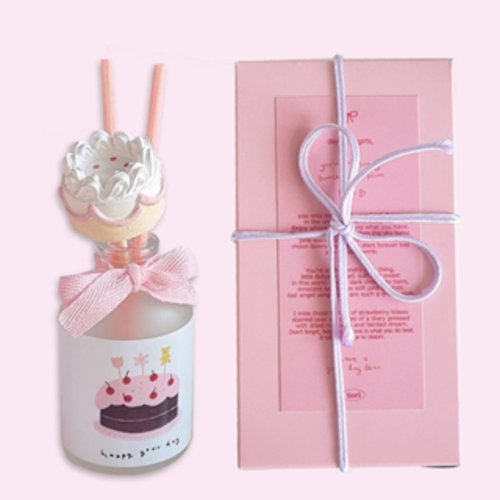 toriaroma Fragrant wooden stem SS model HBD Cake Ready to give as a gift. Comes with a