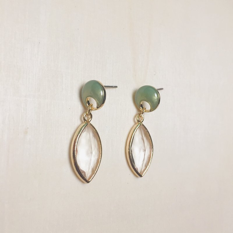 復古綠色滴油眼型鋯石耳環 - 耳環/耳夾 - 半寶石 