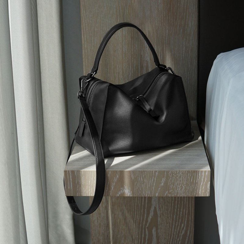 Valley Cube M Shoulder Bag黑-側背包/斜背包 - 側背包/斜背包 - 真皮 黑色