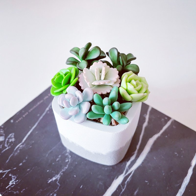 Take orders to make various meat basins No. 21. Simulated clay succulents_gradient white Cement pot - ของวางตกแต่ง - ดินเหนียว สีเขียว