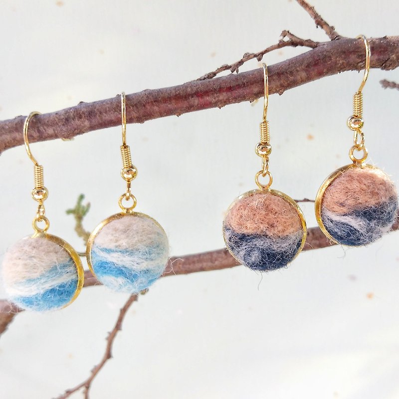 Sea wave hand-made wool felt earrings can be changed to Clip-On - Earrings & Clip-ons - Wool Blue