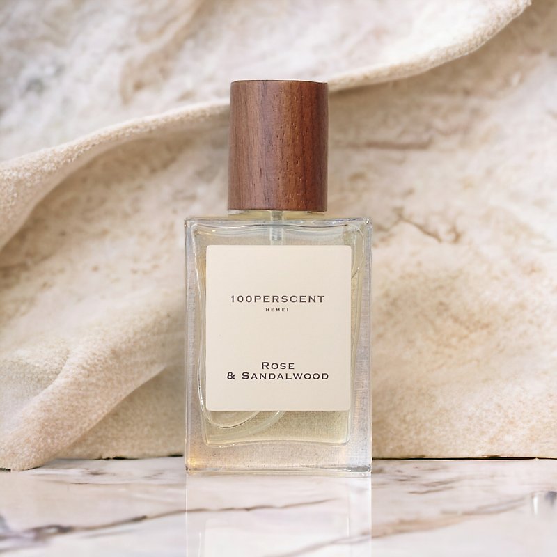 Fragrance essence - sandalwood rose 30ml - Fragrances - Glass Khaki