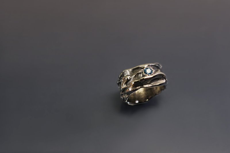 療癒系列-雲紋理藍寶石925銀戒 - 戒指 - 純銀 藍色