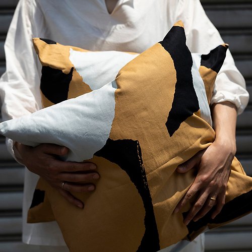 HASHIMOTO NAOKO cushion cover