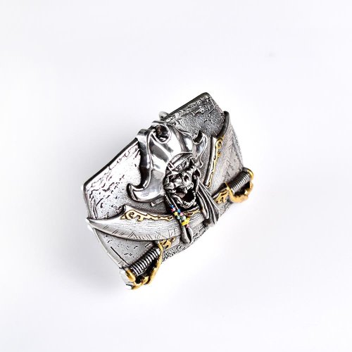 Pirate skull shaped belt buckle/belt head (only the belt head itself) │ MF  select - Shop mfselect Belts - Pinkoi