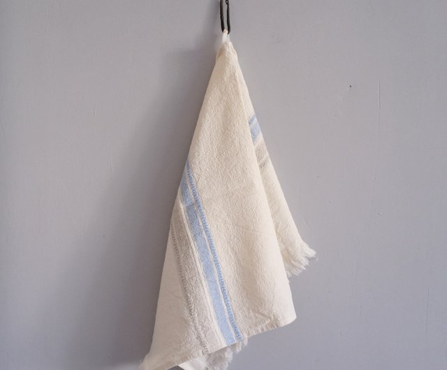 Hanging Loop Bath Towels